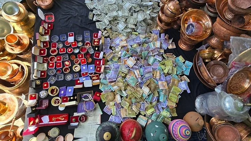 2.webp - Hosted on ImageToURL