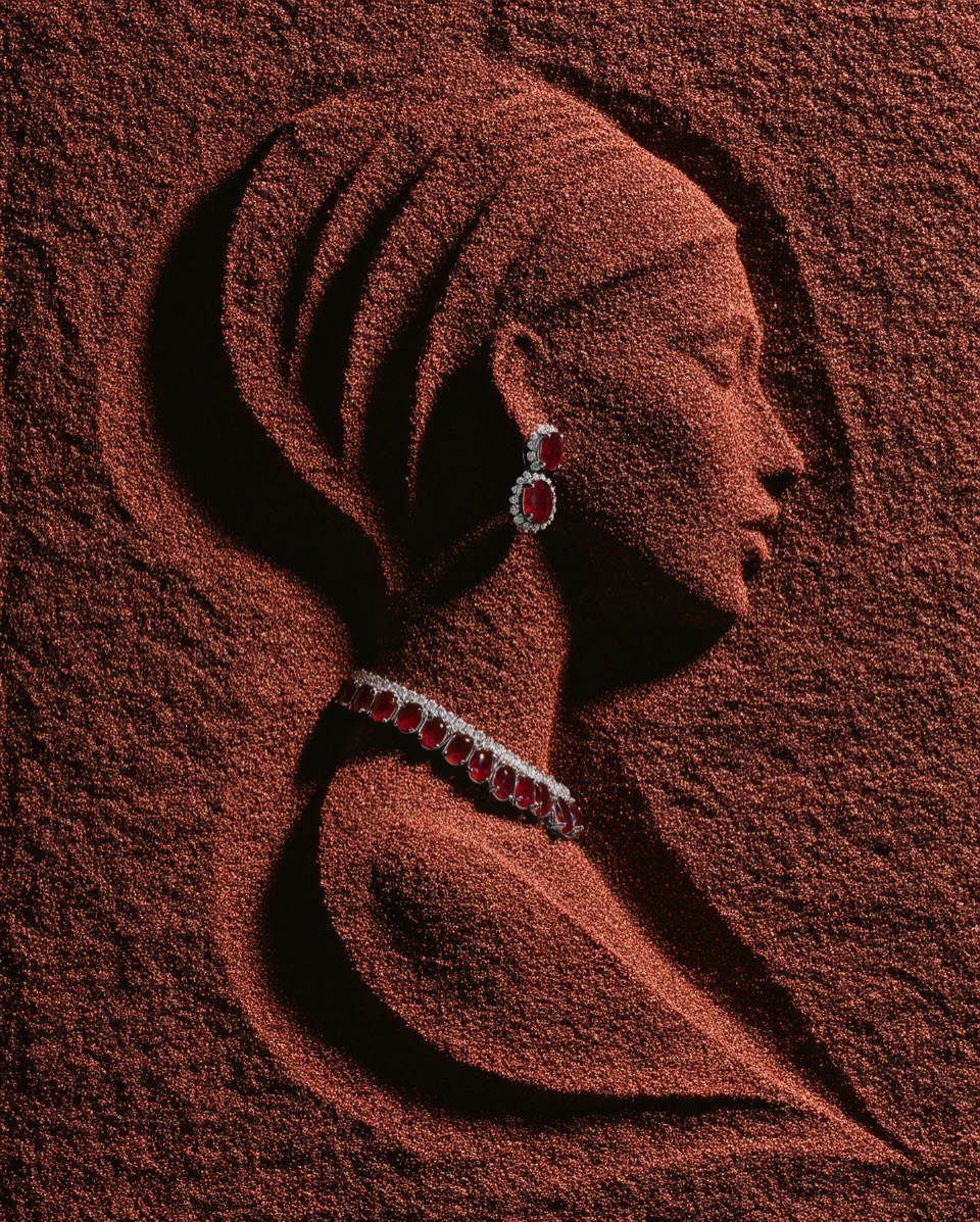 Architectural sculptural composition